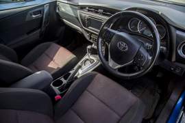 Toyota, Auris, 2013, Automatic, Petrol