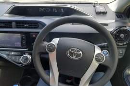 Toyota, Prius, 2017, Автоматический, гибрид