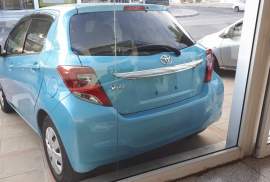 Toyota, Vitz, 2014, Автоматический, бензин