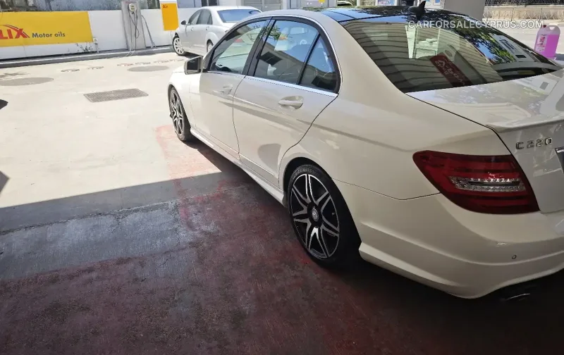 Mercedes-Benz C-Class 2013