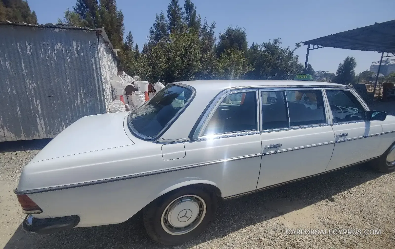 Mercedes-Benz E-Class 1983