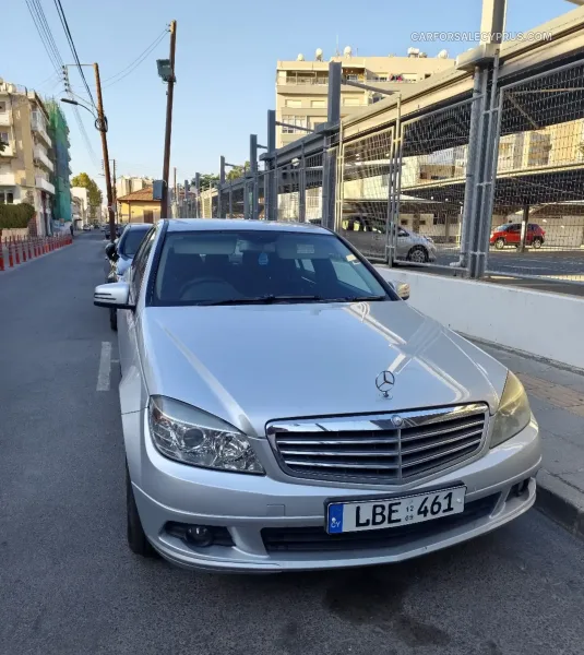 Mercedes-Benz E-Class 2010