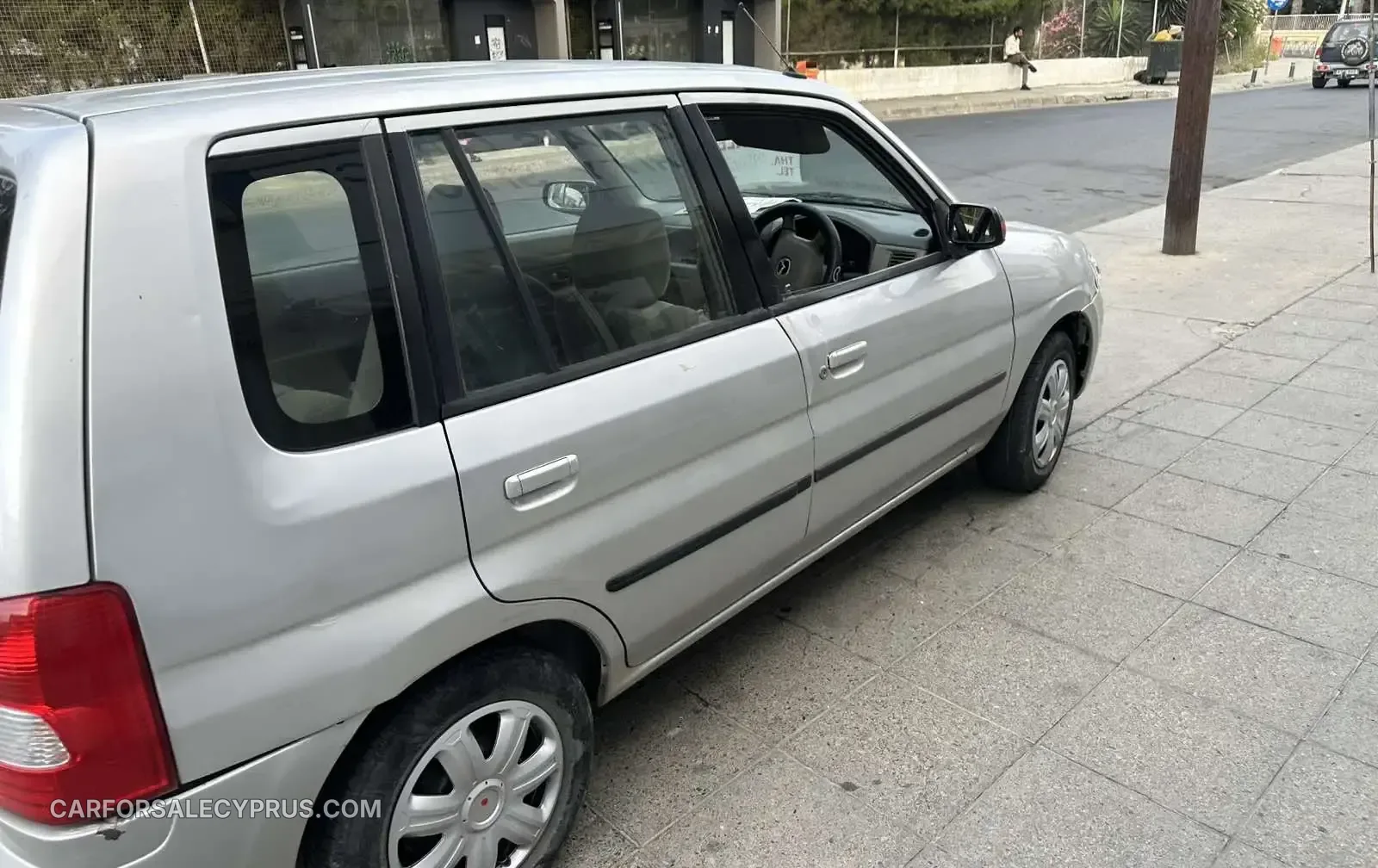 Mazda Demio 2001
