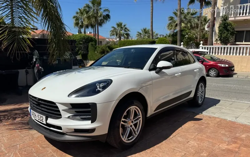 Porsche Macan 2021
