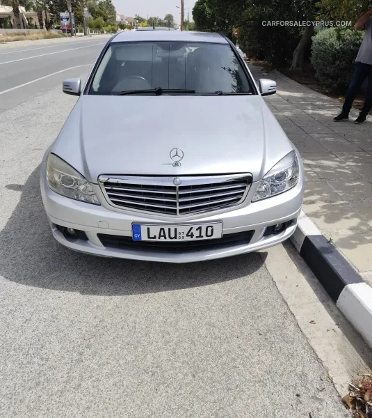 Mercedes-Benz C-Class 2009