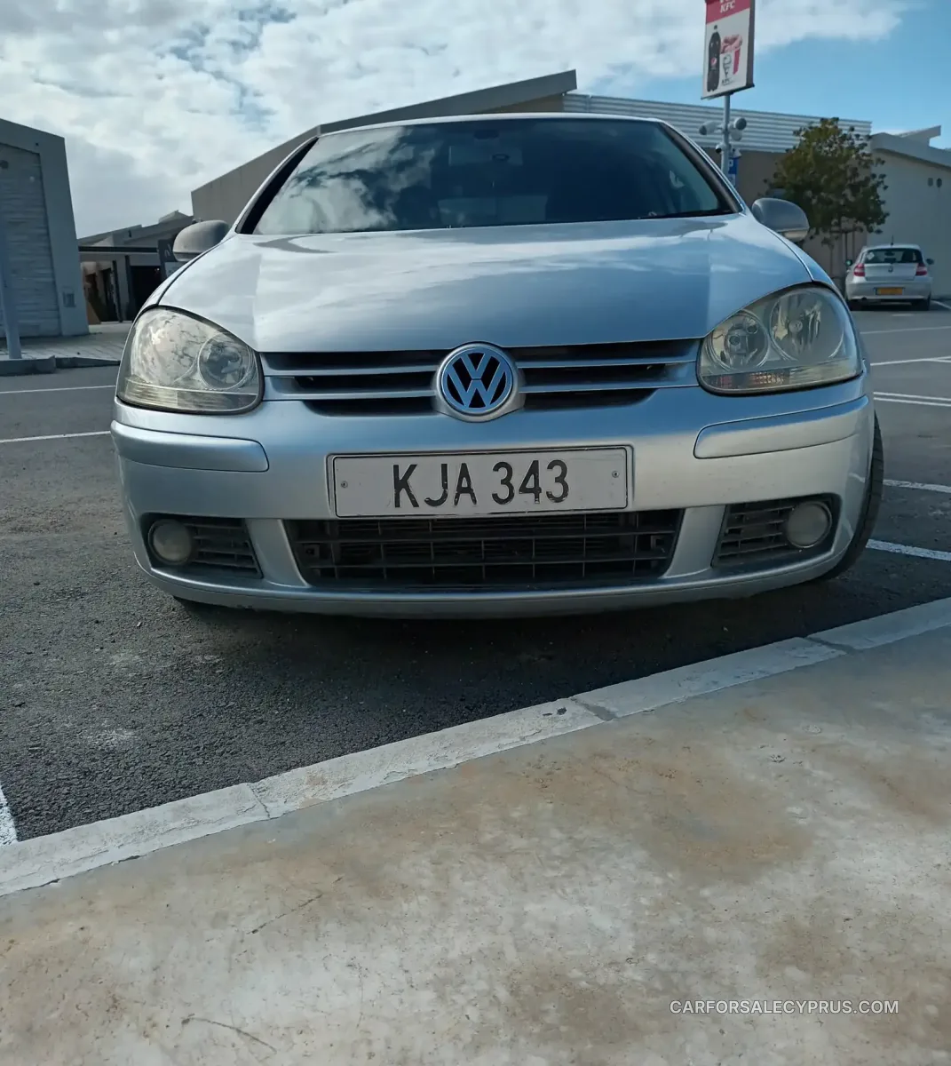 Volkswagen Golf 2004
