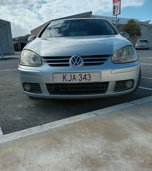 Volkswagen Golf 2004