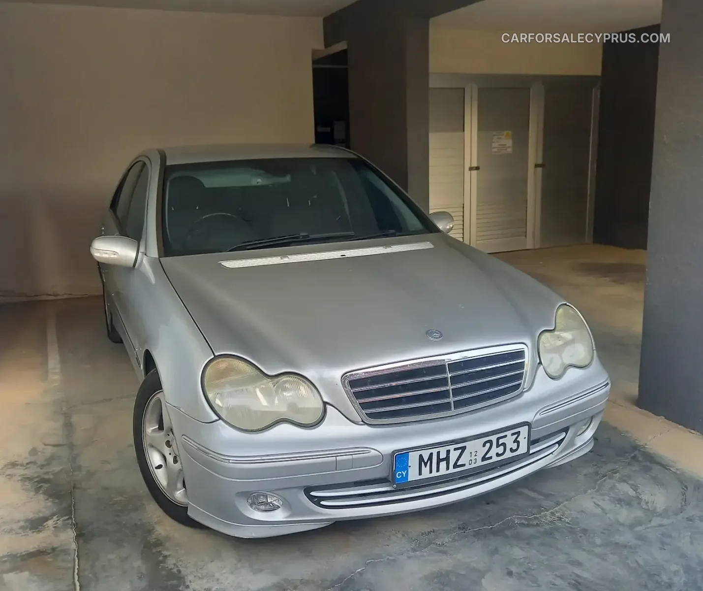 Mercedes-Benz C-Class 2003