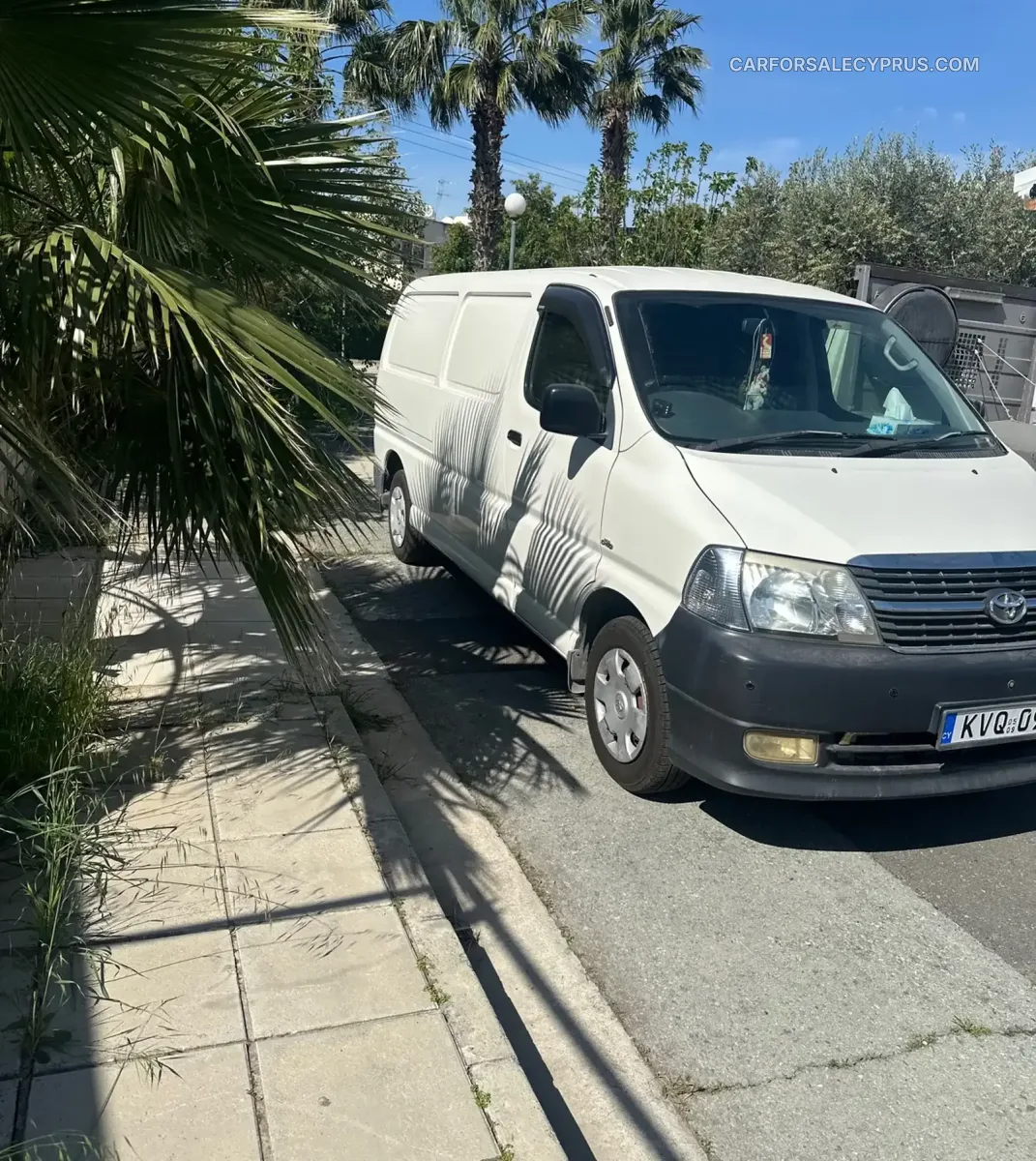 Toyota Hiace 2009