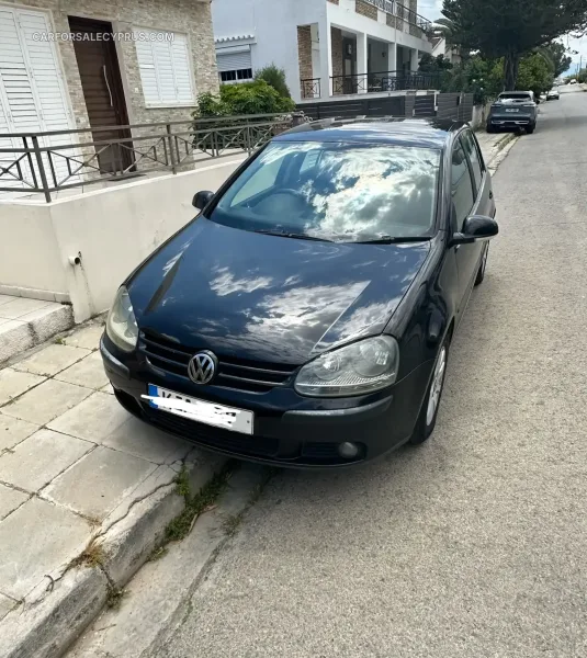 Volkswagen Golf 2004