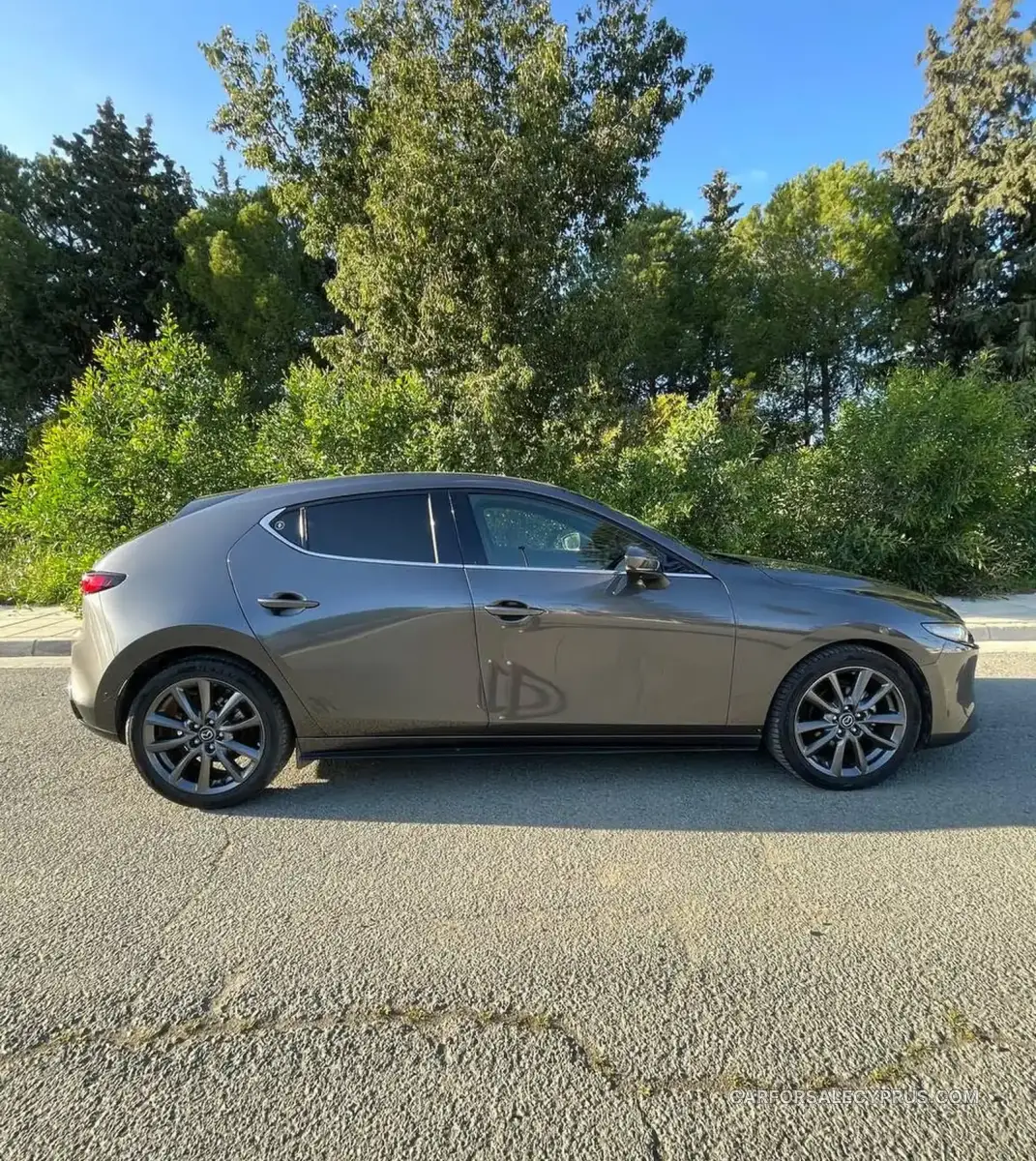 Mazda 3 2019