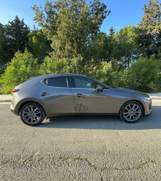 Mazda 3 2019