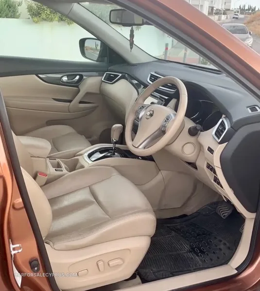 Nissan X-Trail 2015