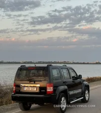Jeep Cherokee 2009 – φωτογραφία 3
