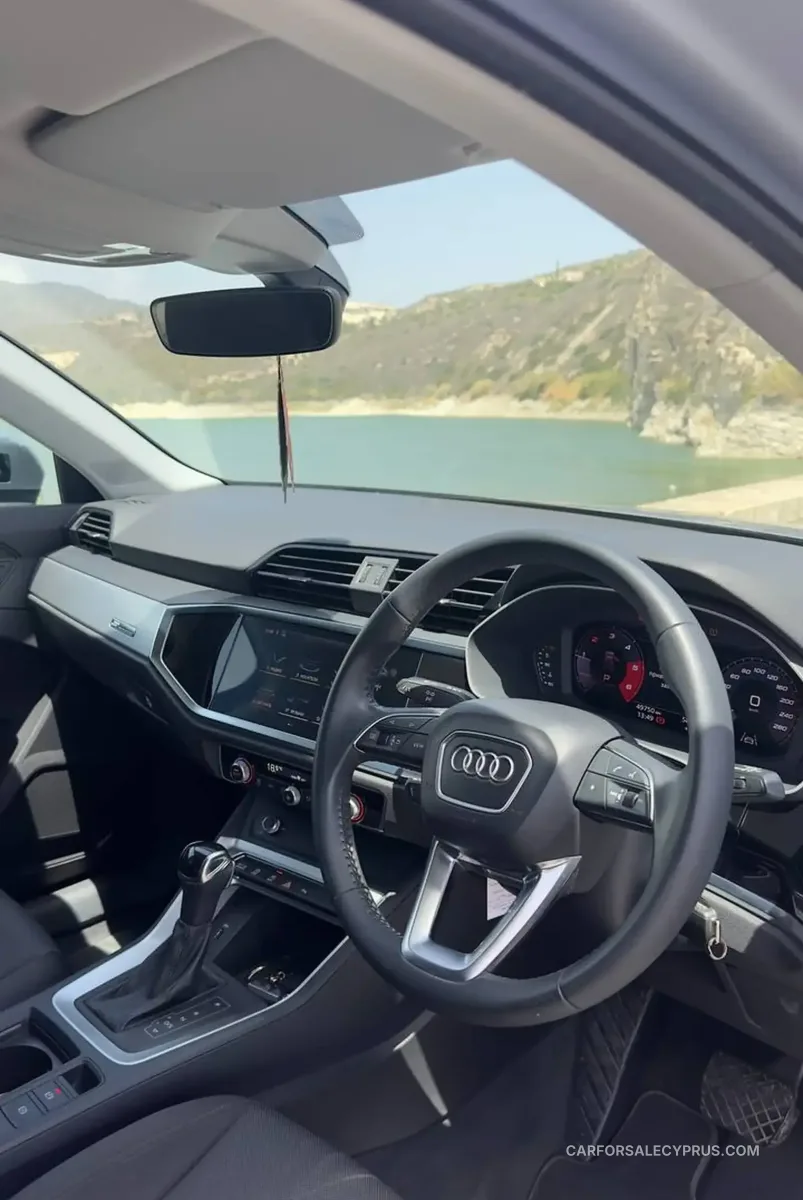 Audi Q3 2021