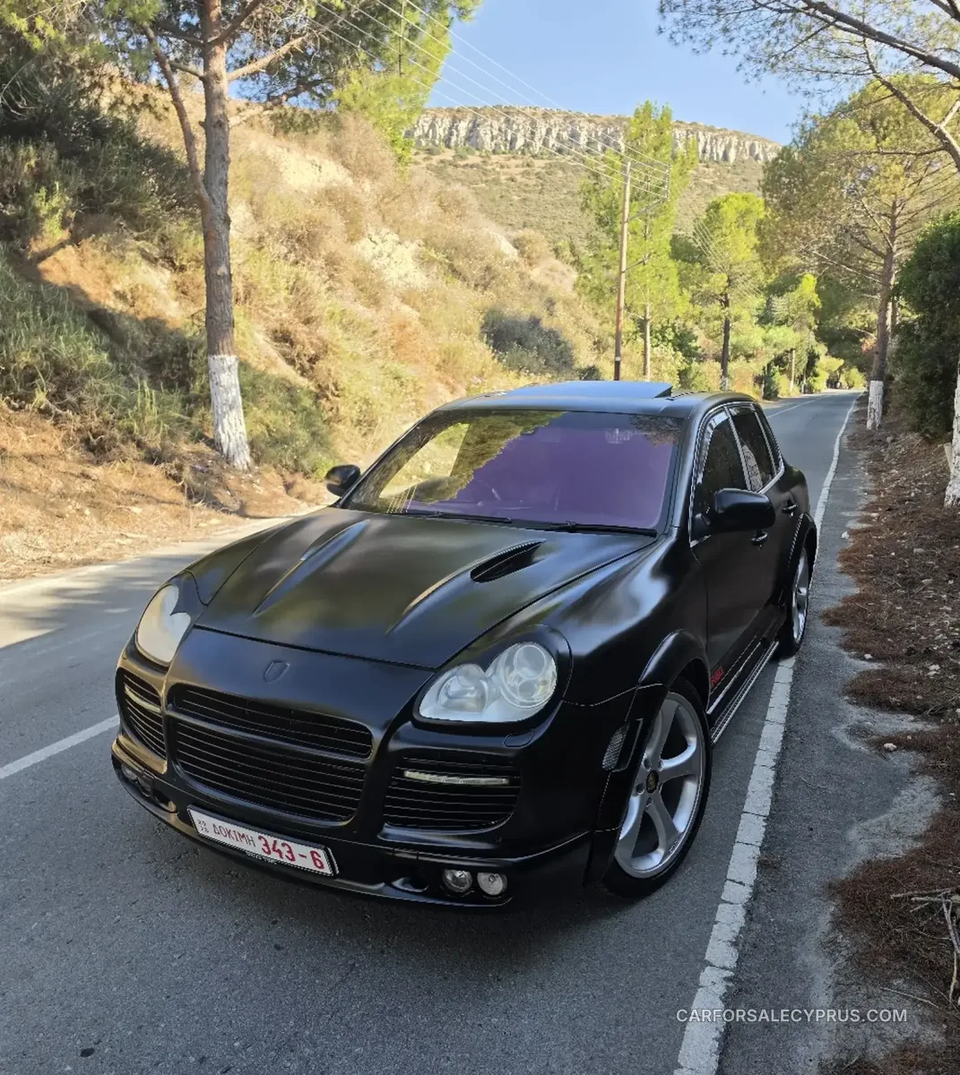Porsche Cayenne 2005
