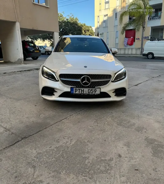 Mercedes-Benz C-Class 2019