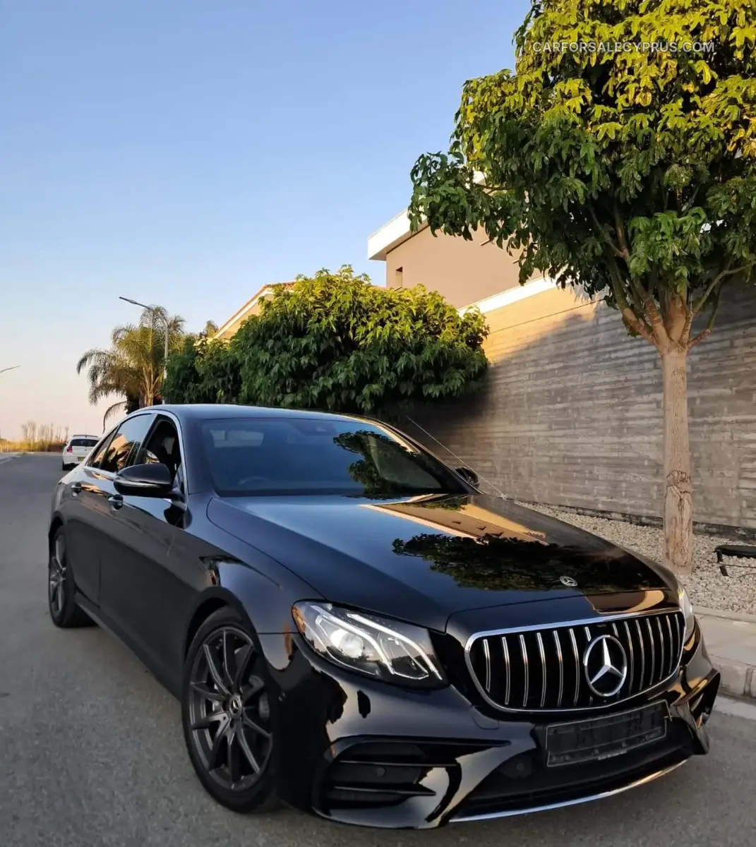 Mercedes-Benz E-Class 2021