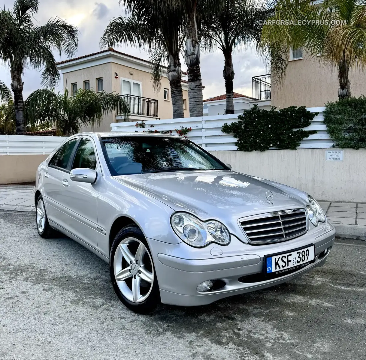 Mercedes-Benz C-Class 2003