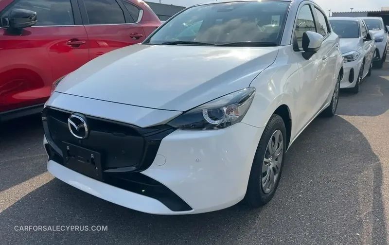 Mazda 2 2023