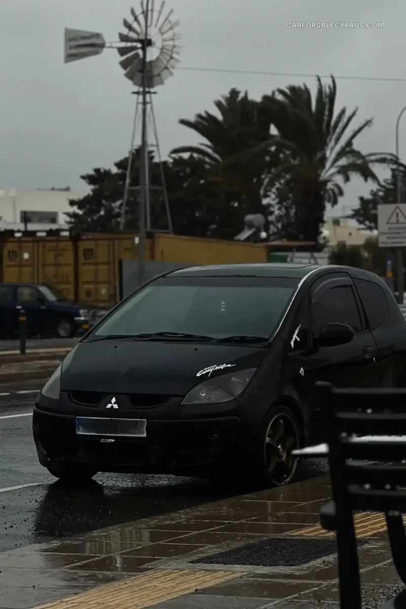 Mitsubishi Colt 2005