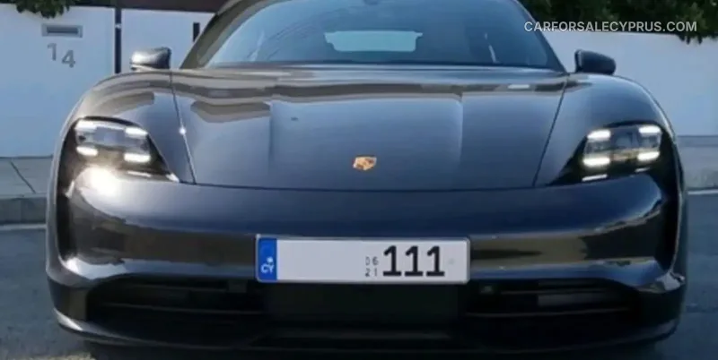 Porsche Taycan 2021