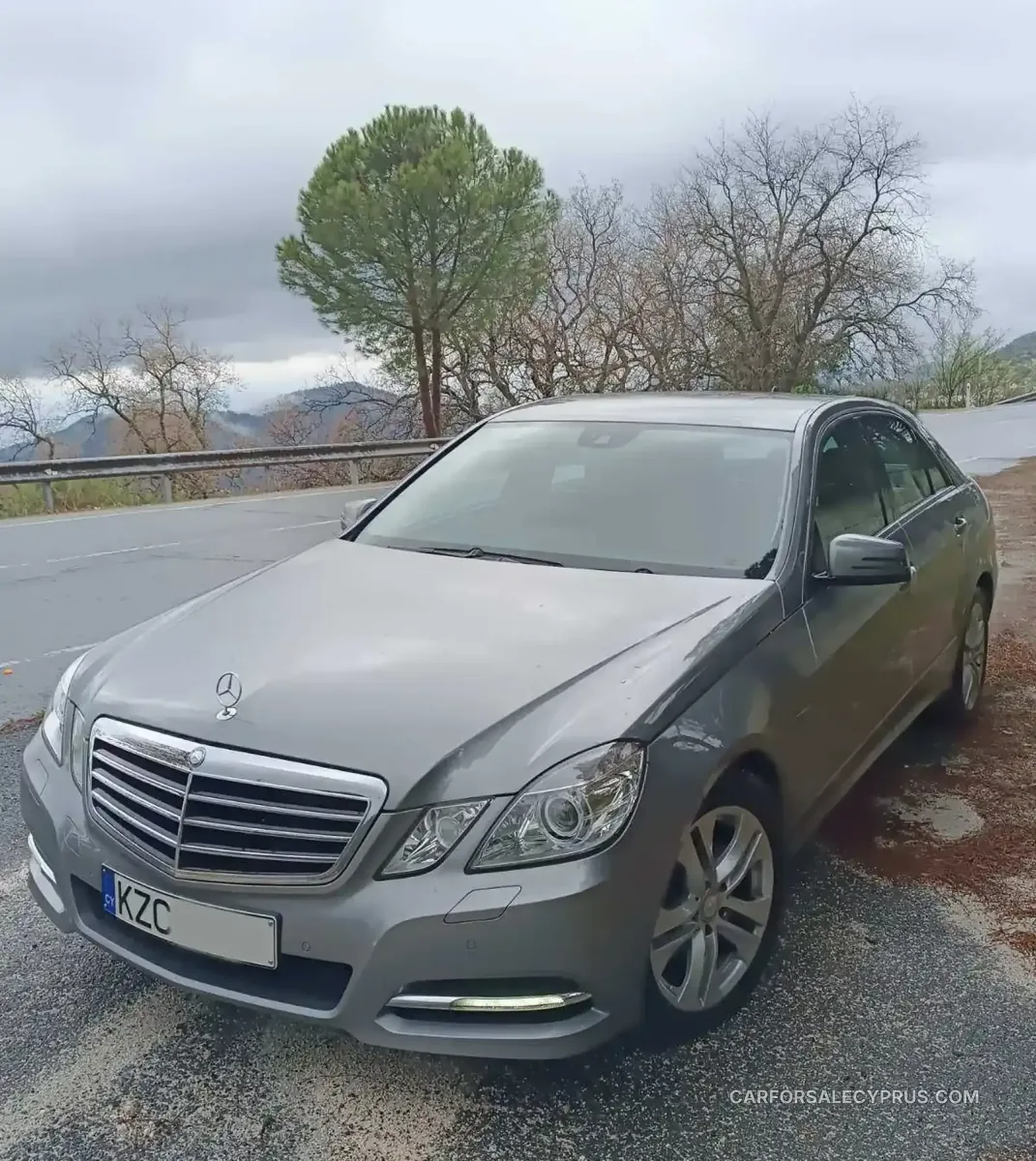 Mercedes-Benz E-Class 2011