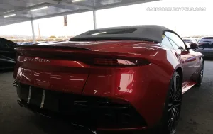 Aston Martin DBS 2022 – φωτογραφία 4