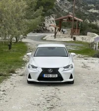Lexus IS 2017 – φωτογραφία 7