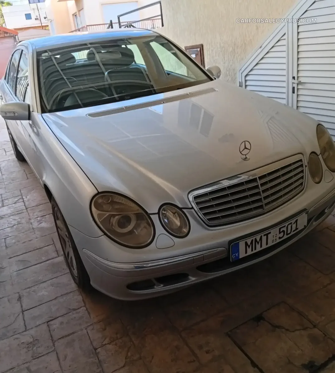 Mercedes-Benz E-Class 2005