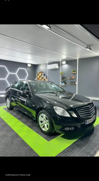 Mercedes-Benz E-Class 2010
