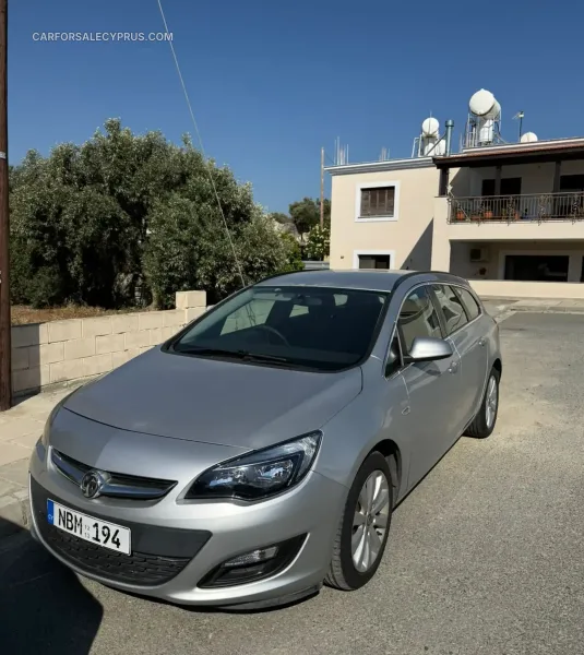 Opel Astra 2014