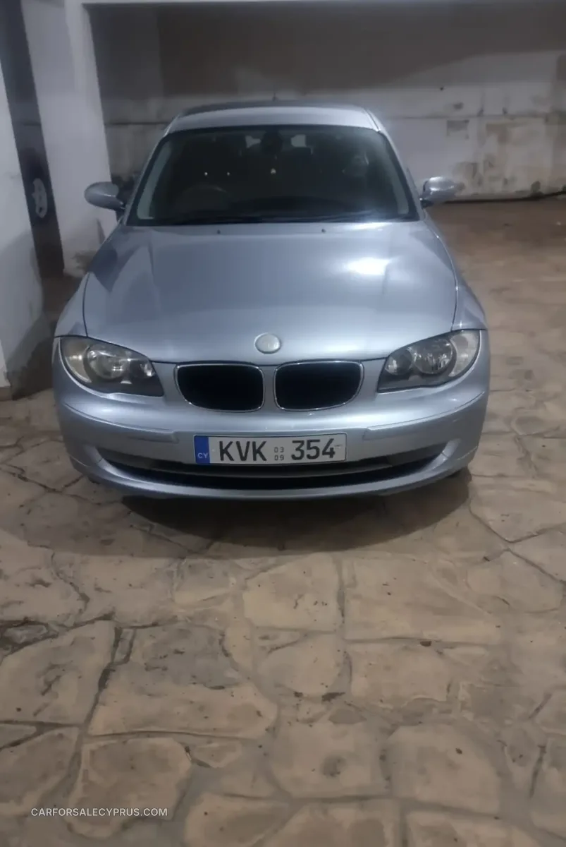 BMW Series 1 2009