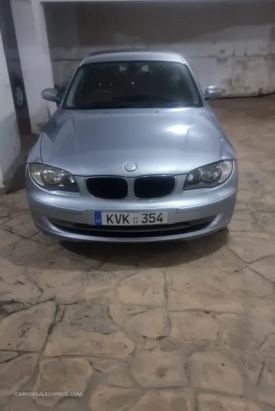 BMW Series 1 2009