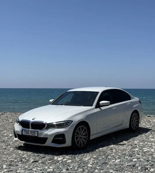 BMW Series 3 2022