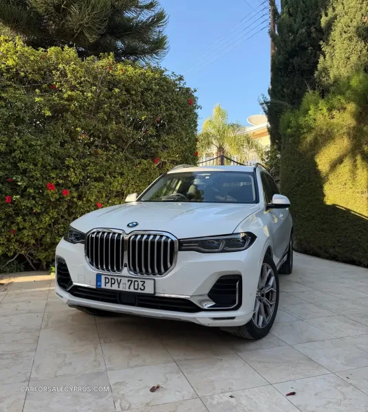 BMW X7 2022