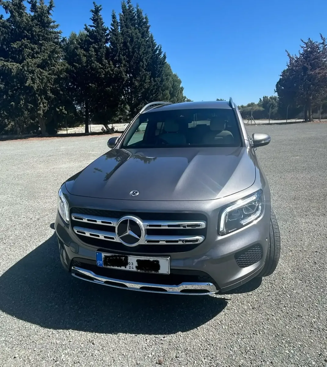 Mercedes-Benz GLB 2024