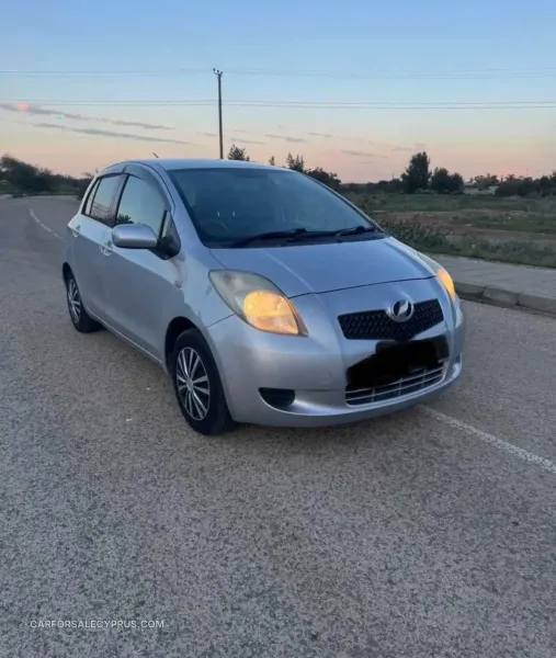 Toyota Vitz 2005