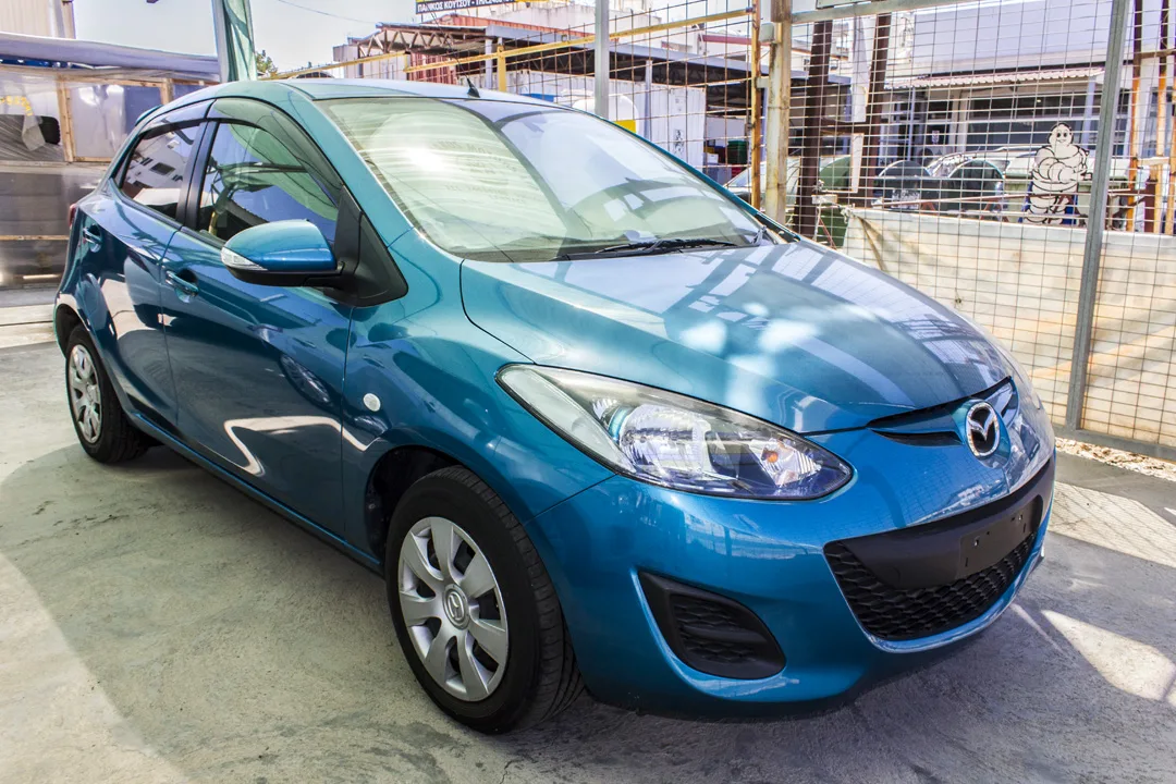 Mazda 2 2013