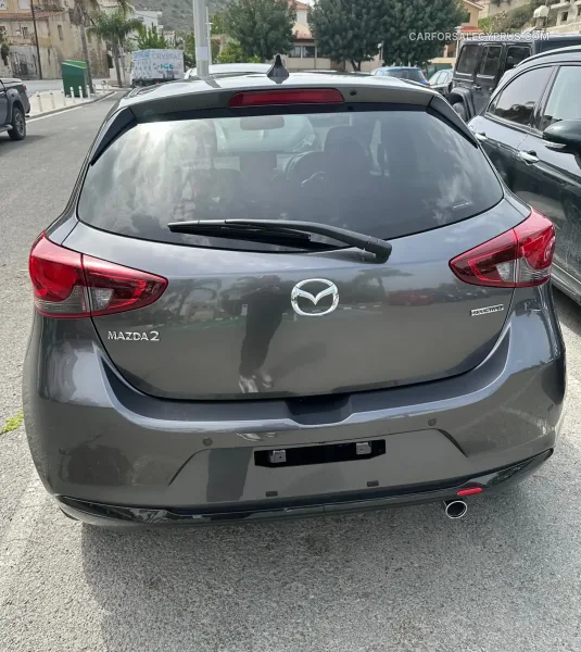 Mazda 2 2024
