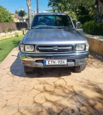 Toyota Hilux 1998 – φωτογραφία 3