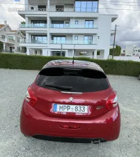 Peugeot 208 2013 – φωτογραφία 3