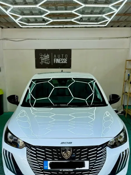 Peugeot 208 2025