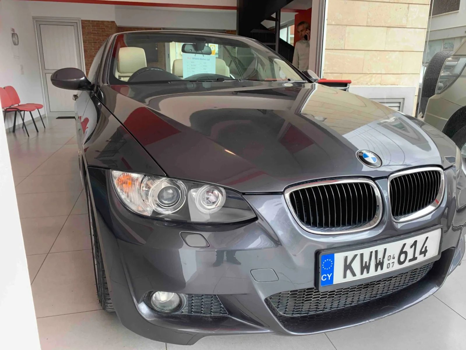 BMW Series 3 320I 2007