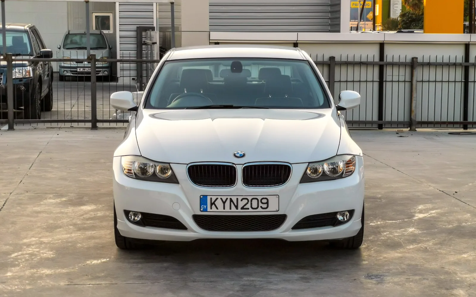 BMW Series 3 316I 2010