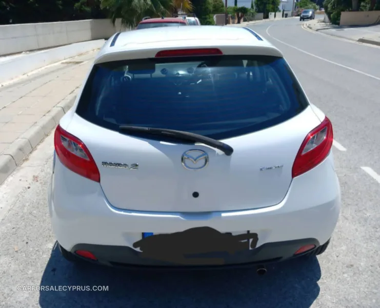 Mazda 2 2009