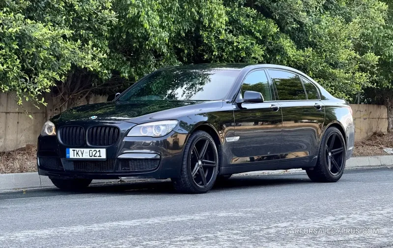 BMW Series 7 2011