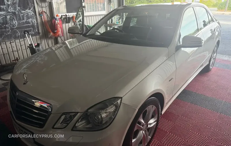 Mercedes-Benz E-Class 2010