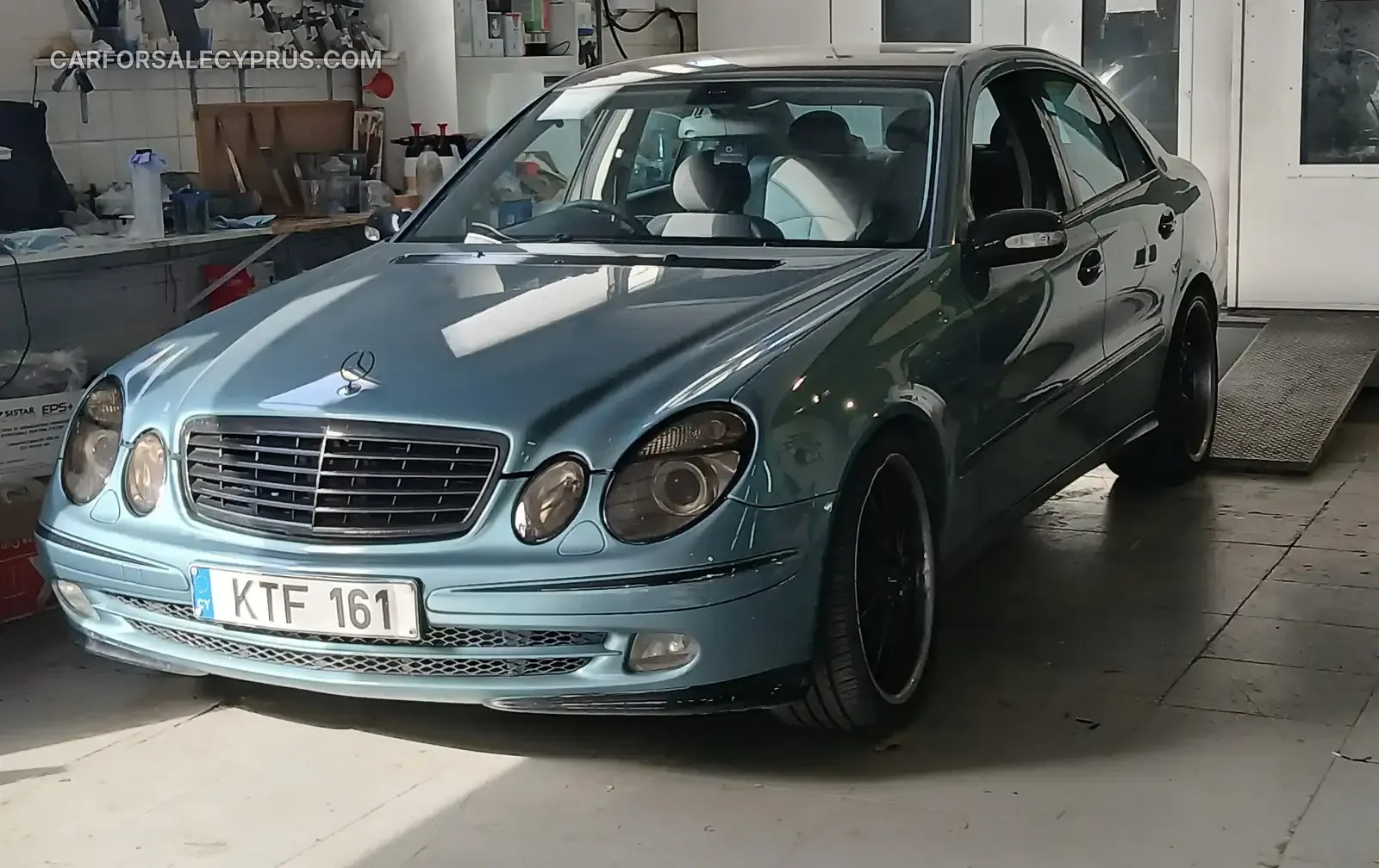 Mercedes-Benz E-Class 2004