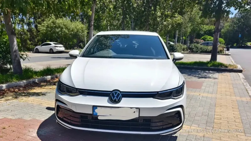 Volkswagen Golf 2024